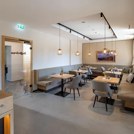 Apartment Hautz *
