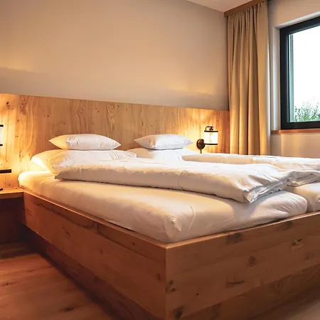 Hautz Apartment *