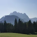 Hautz